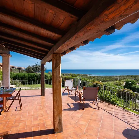 Villino Molara A San Teodoro Holiday home *